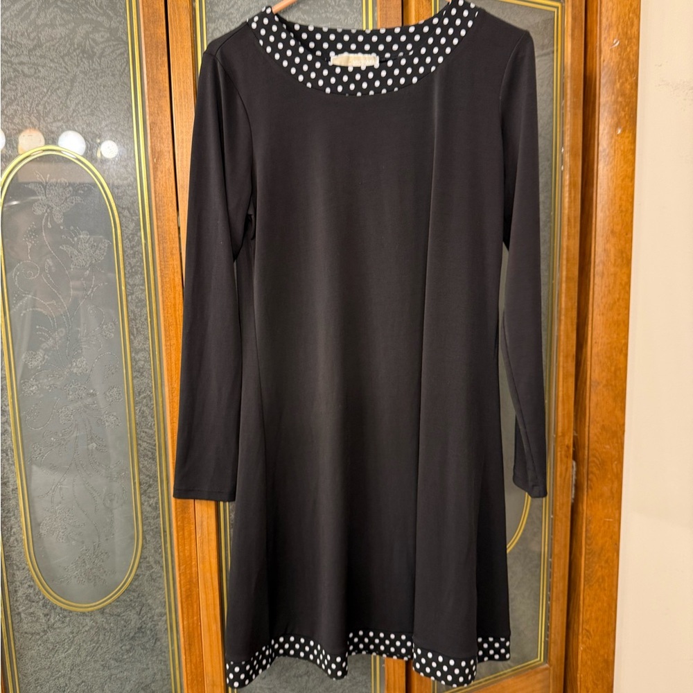 Michael Kors Ladies Black Shift Dress with a Polka dot collar, Size Medium